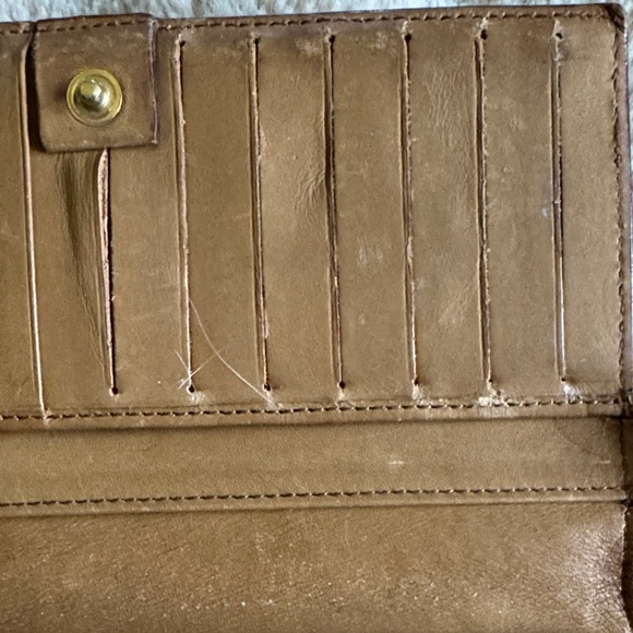 Brown Gucci Leather Studded Wallet - Picture 3 of 7